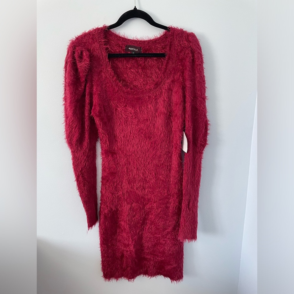 4SI3NNA Fuzzy Scarlet Long Sleeve Dress